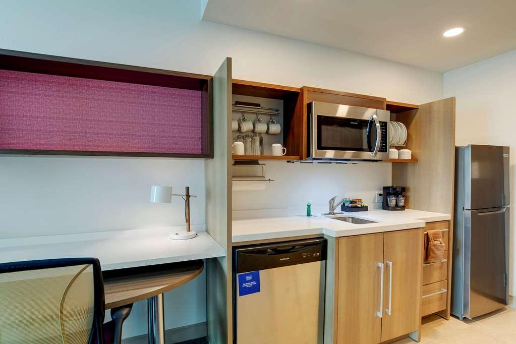 Home2 Suites By Hilton هاموند الغرفة الصورة